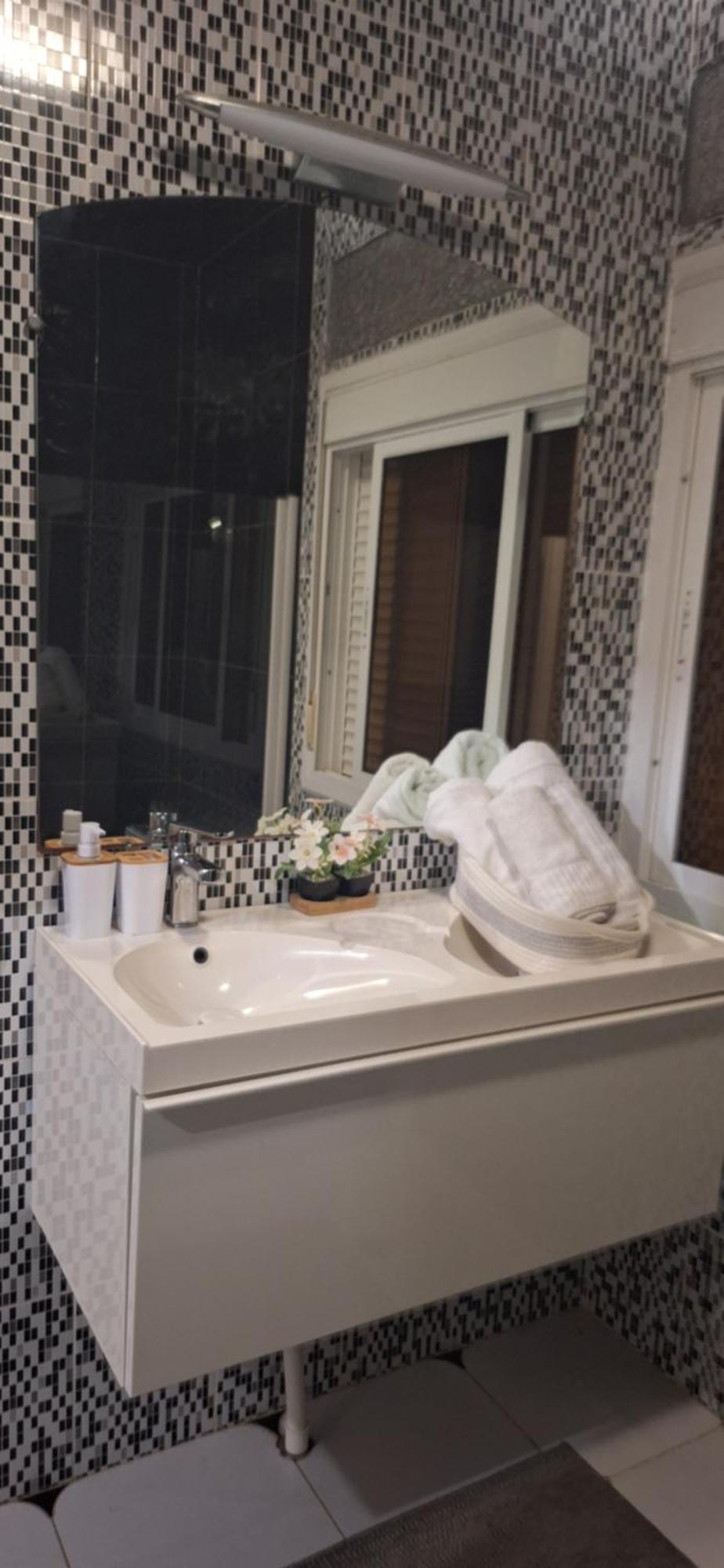 Super Cozy Apartment العرائش المظهر الخارجي الصورة